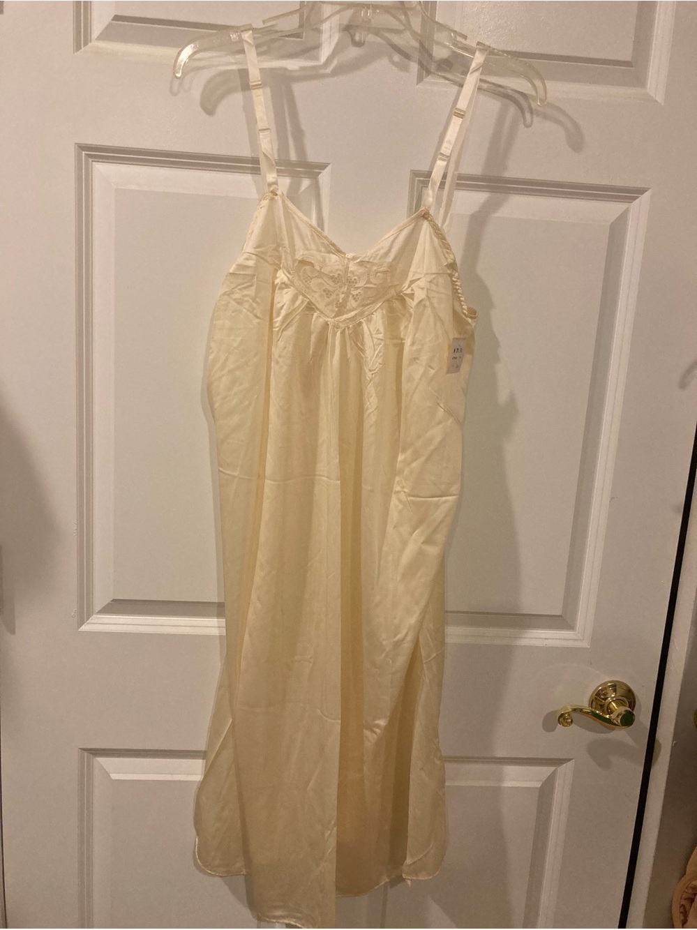 VTG Mary Jane Ivory Nylon Dress Full Slip 32,34/36 Silky Nylon USA New